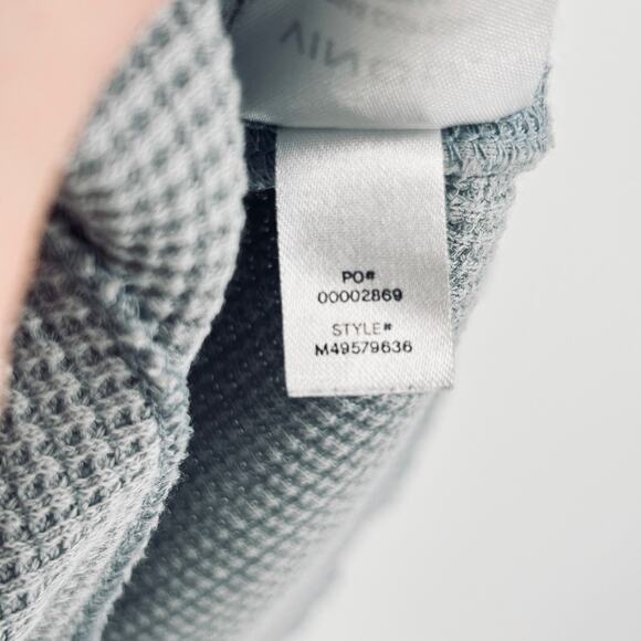 Vince Thermal Waffle Henley Crew Long Sleeve Shirt Blue Men’s Large - Picture 10 of 10